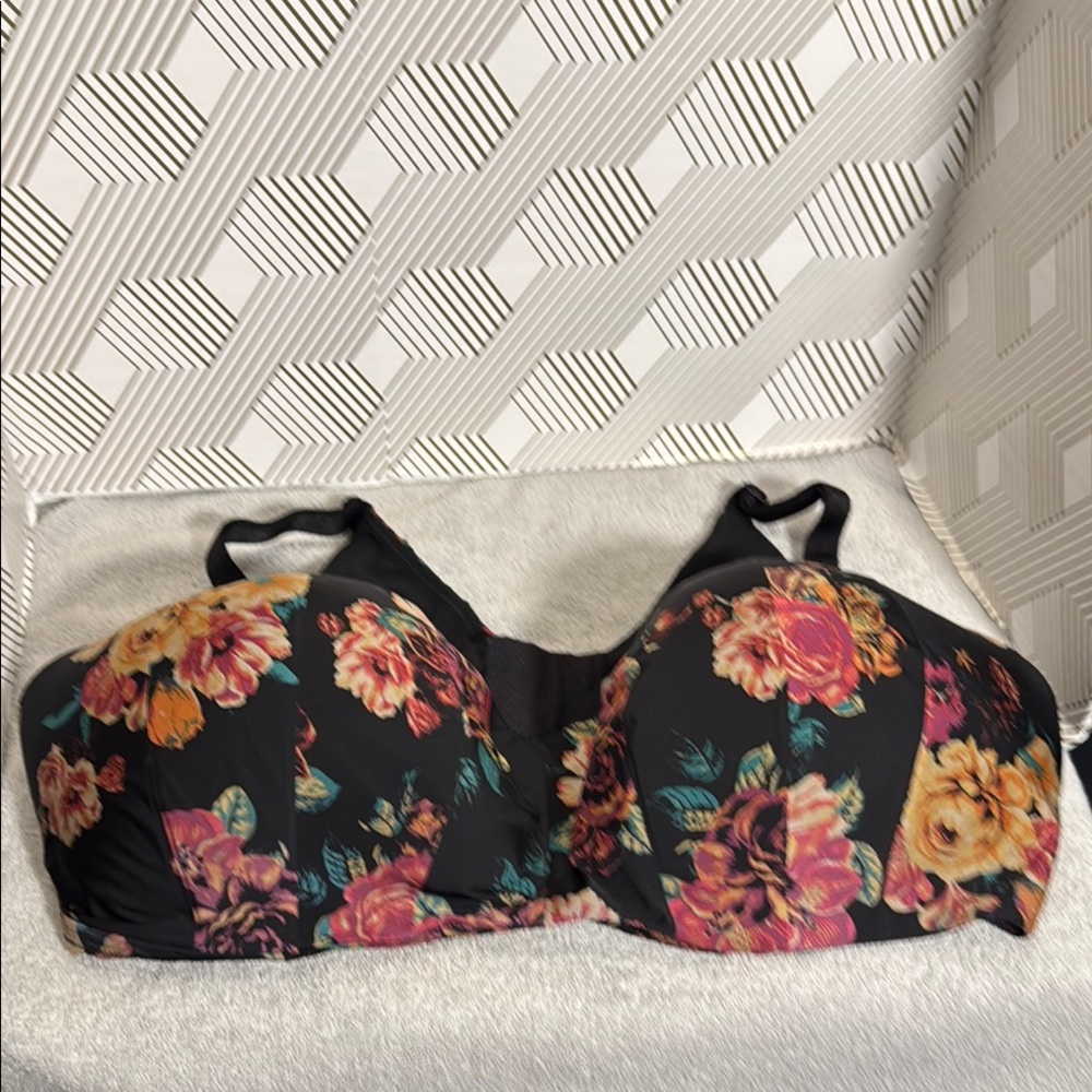 Black Floral Strapless Push-Up Bra